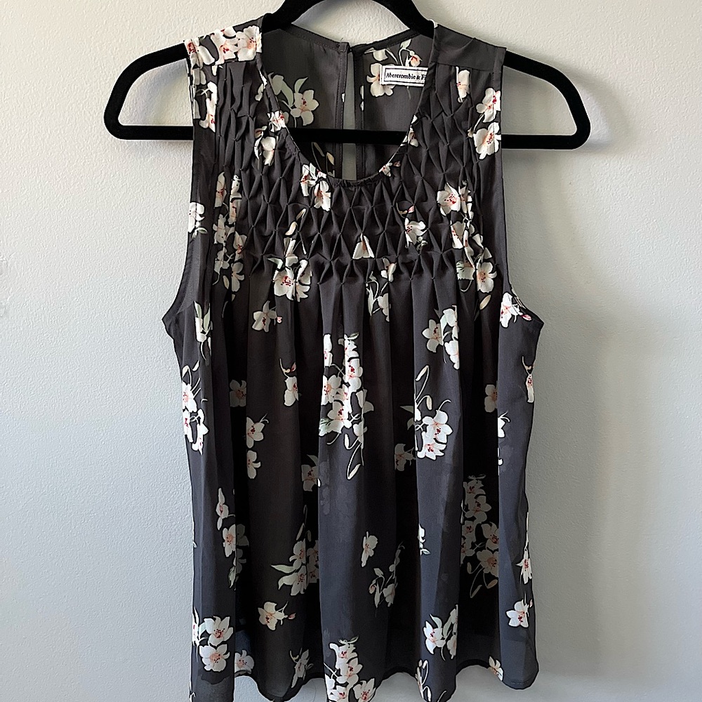 Abercrombie top